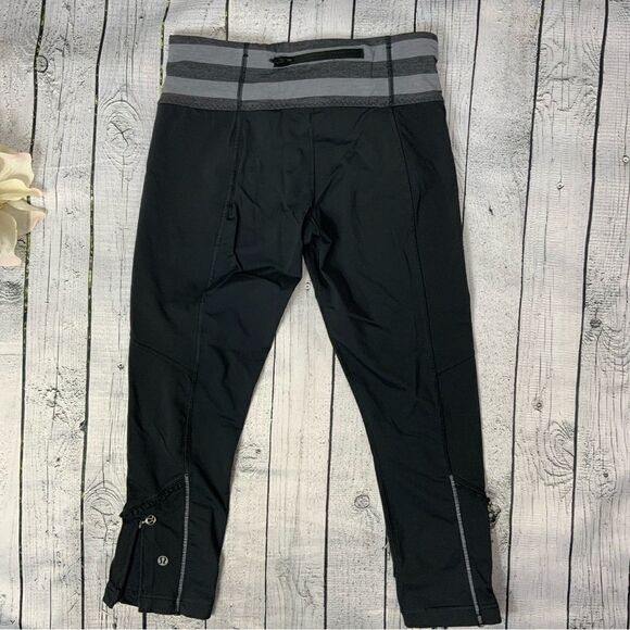LULULEMON ATHLETICA Capri leggings - Picture 2 of 6